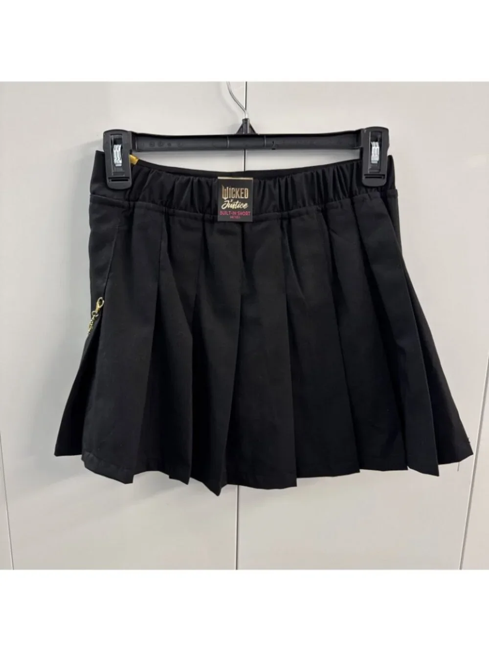 Justice Girls X Wicked Pleated Skirt, Size  MEDIUM 10. BLACK NEW‎